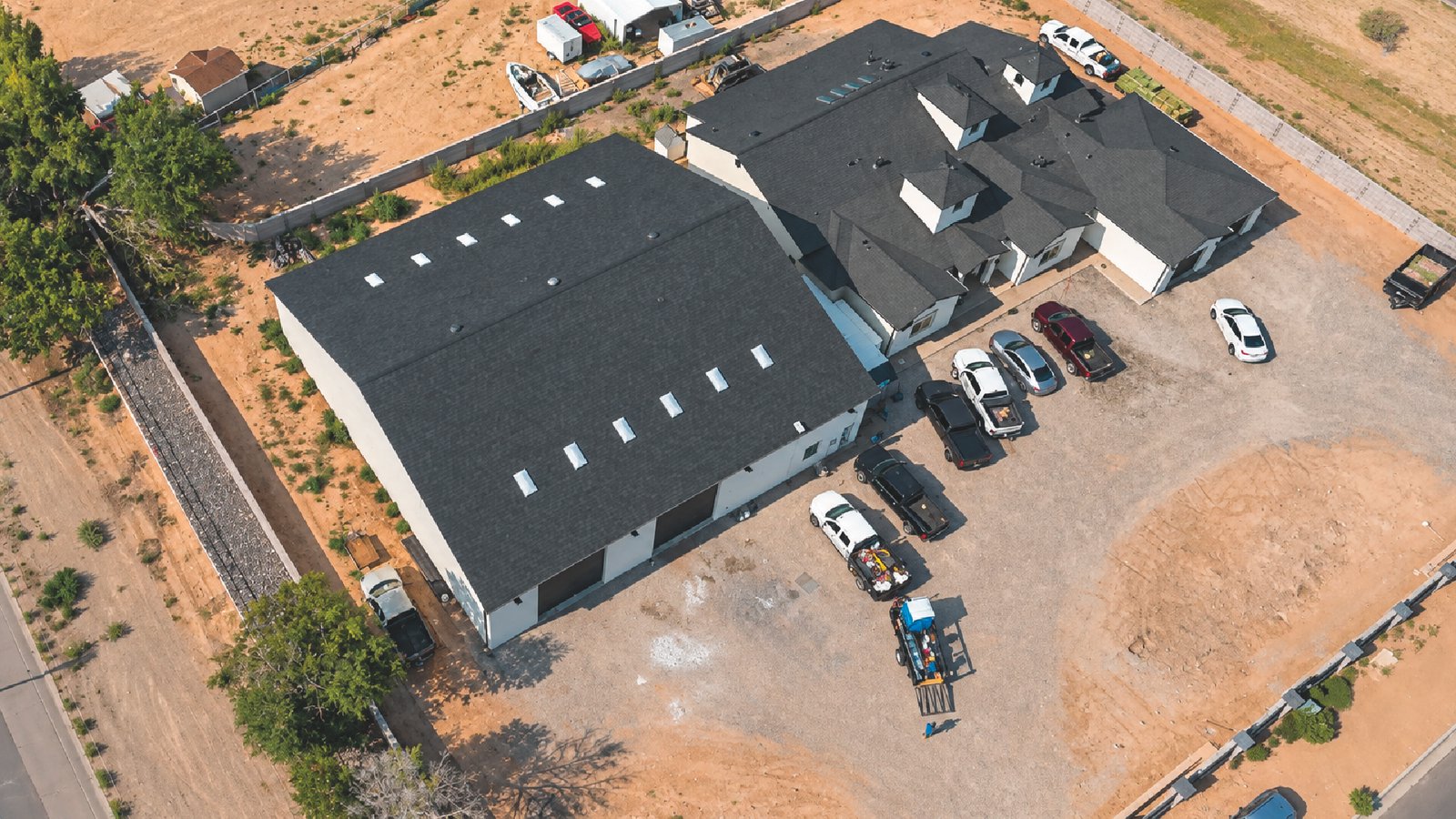 Commercial & Residential Roofing